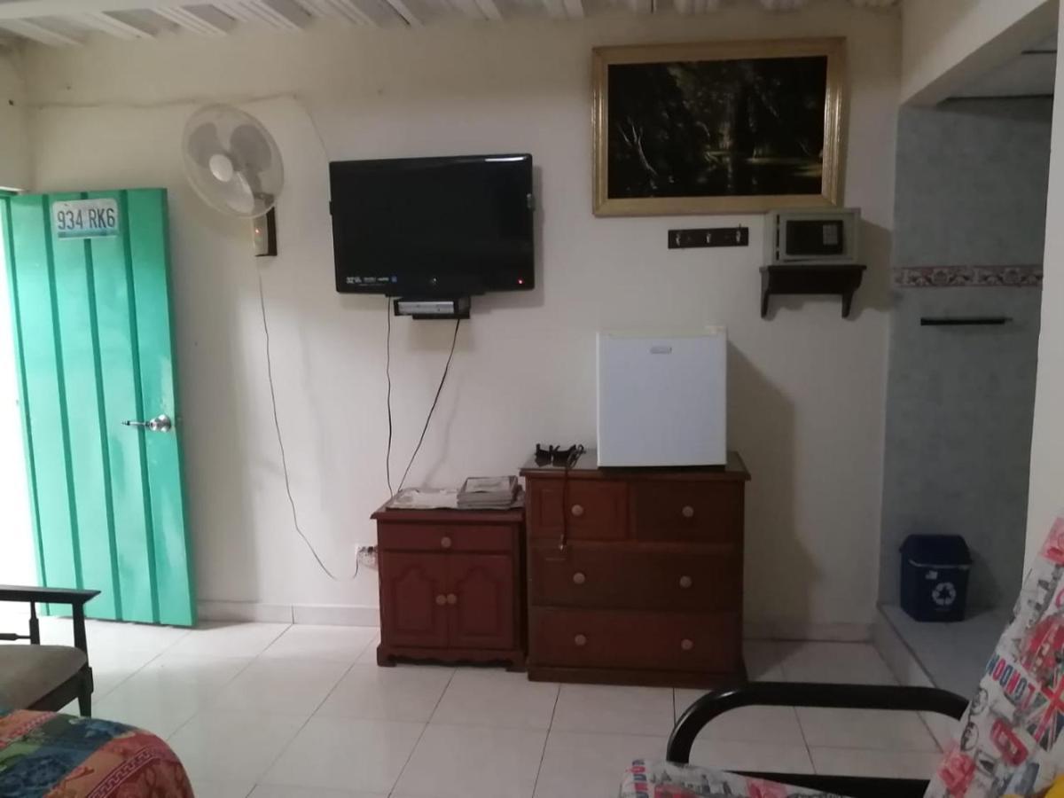 Cafe Inn Casa Hotel Montenegro Ngoại thất bức ảnh