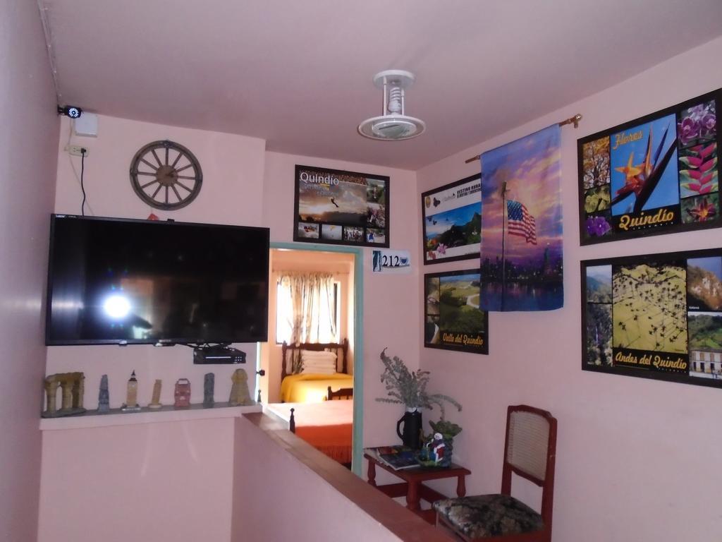 Cafe Inn Casa Hotel Montenegro Ngoại thất bức ảnh
