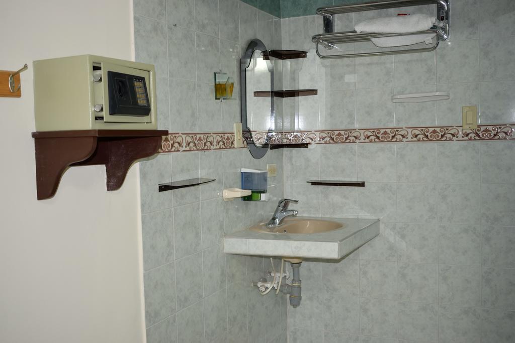 Cafe Inn Casa Hotel Montenegro Ngoại thất bức ảnh