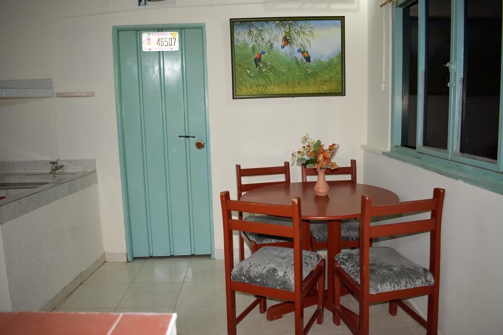 Cafe Inn Casa Hotel Montenegro Ngoại thất bức ảnh